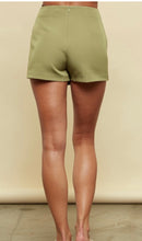 Load image into Gallery viewer, ARELI SKORT
